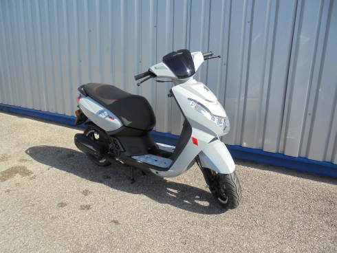 PEUGEOT KISBEE R