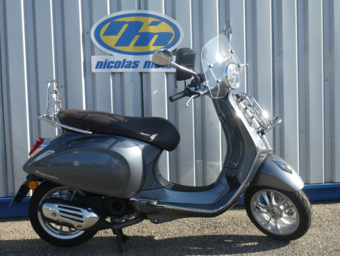 VESPA PRIMAVERA 50