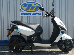 PEUGEOT E STREET ZONE